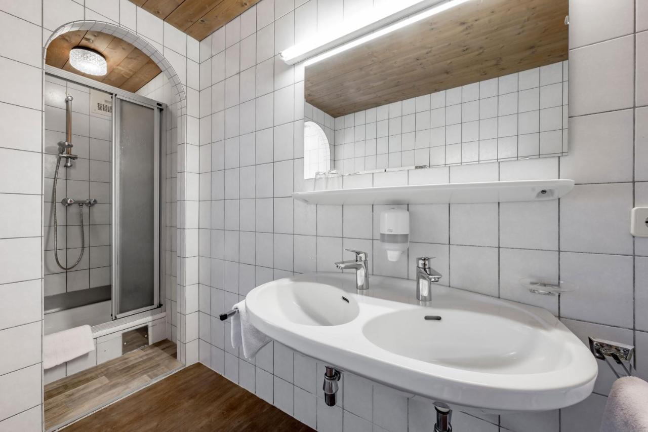 Gasthof Schroll Kirchbichl Zewnętrze zdjęcie